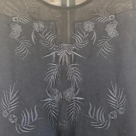 Sans Souci Chico Black Embroidered Hi/Low Dress - Picture 2 of 8